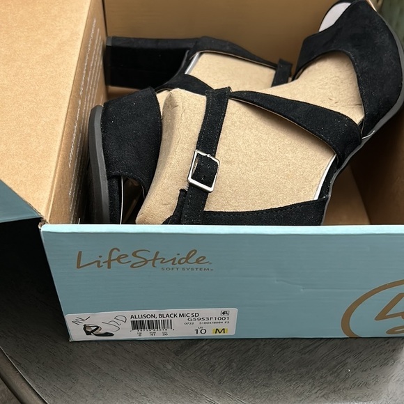 LIFESTRIDE Allison Strappy Dress Sandals - Picture 2 of 10